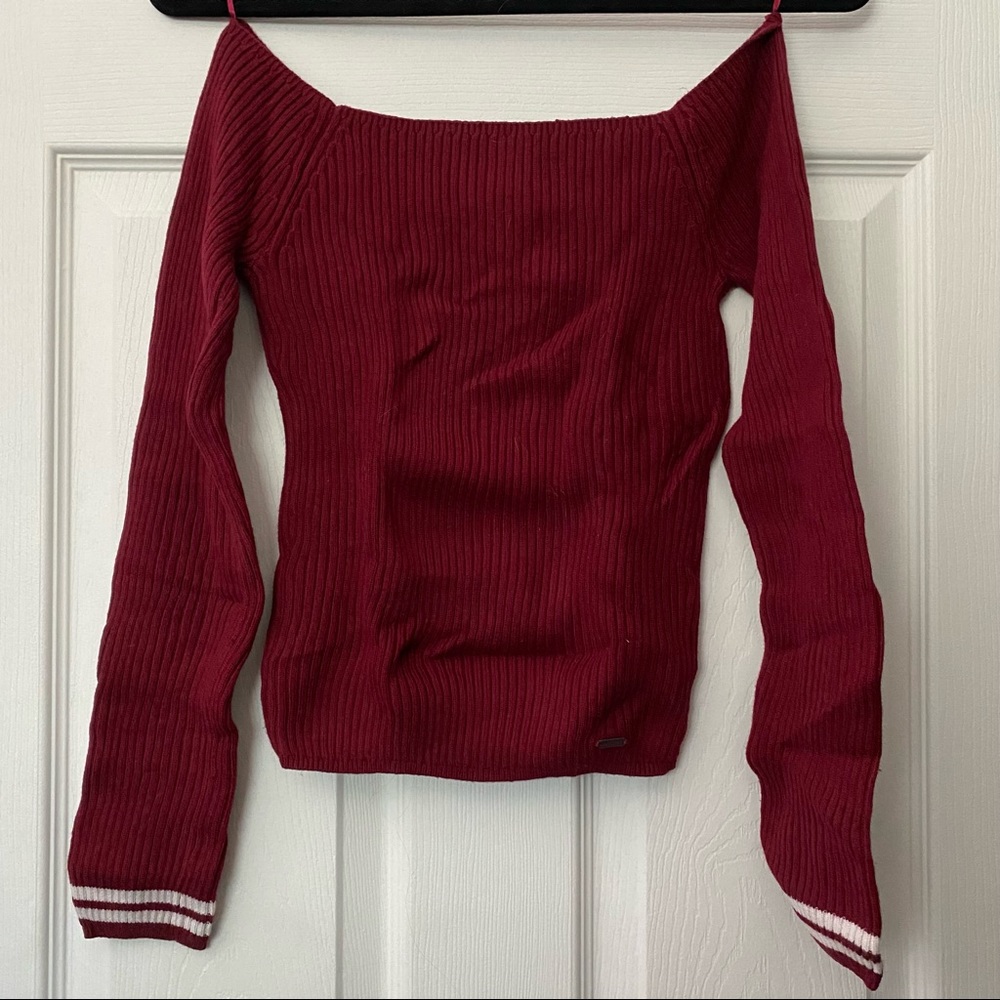 Hollister Off-the-Shoulder Top